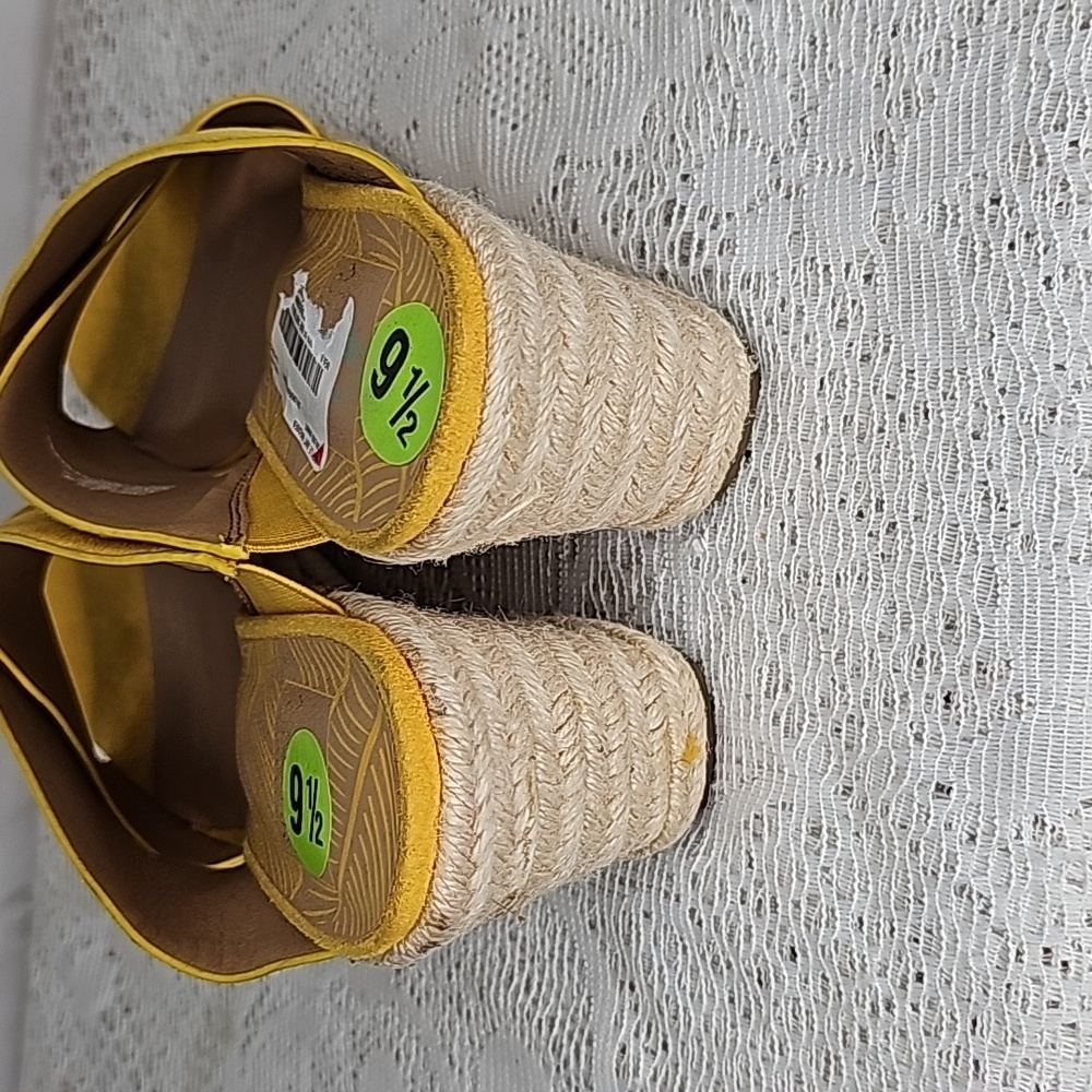NWOT Andrew Geller Kimber yellow espadrille memory foam slip on wedges sz 9.5 - Picture 5 of 8